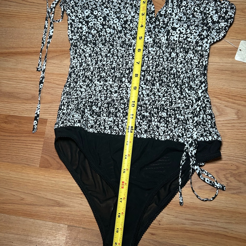 Free People Black and White Floral Bodysuit - Picture 14 of 15